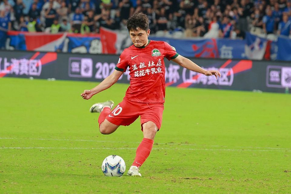 ZPe, 喜悦和对球, 造了历史